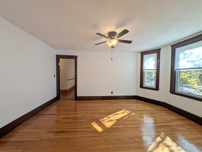 119 Lowell St unit 1, Somerville, MA 02143 - photo 6