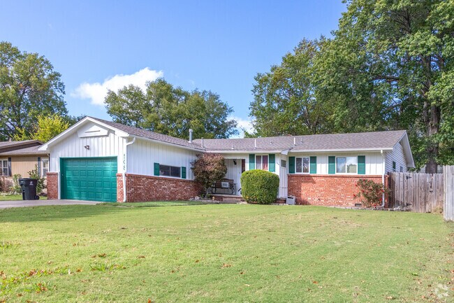Residents of Broken Arrow add eclectic colors and styles to classic ranch-style architecture.