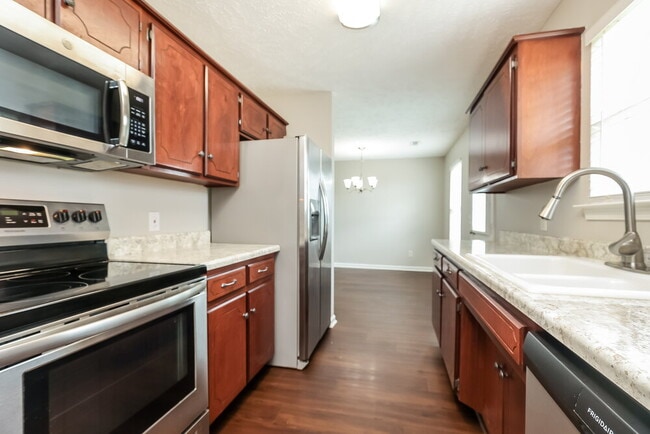 802 Clouddale Ct, Smyrna, TN 37167 - photo 5