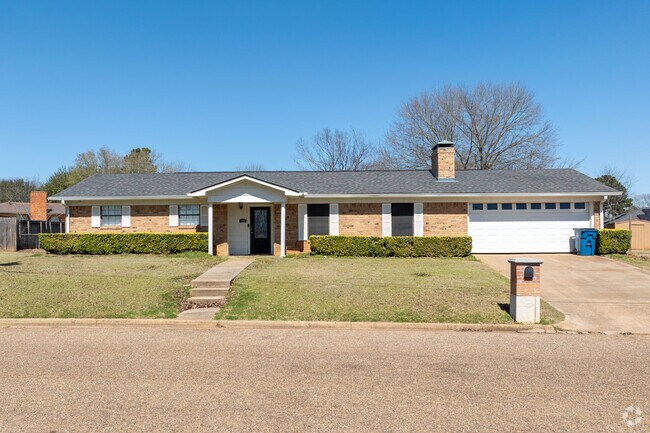 Find Ranch homes throughout Jacksonville neighborhoods.