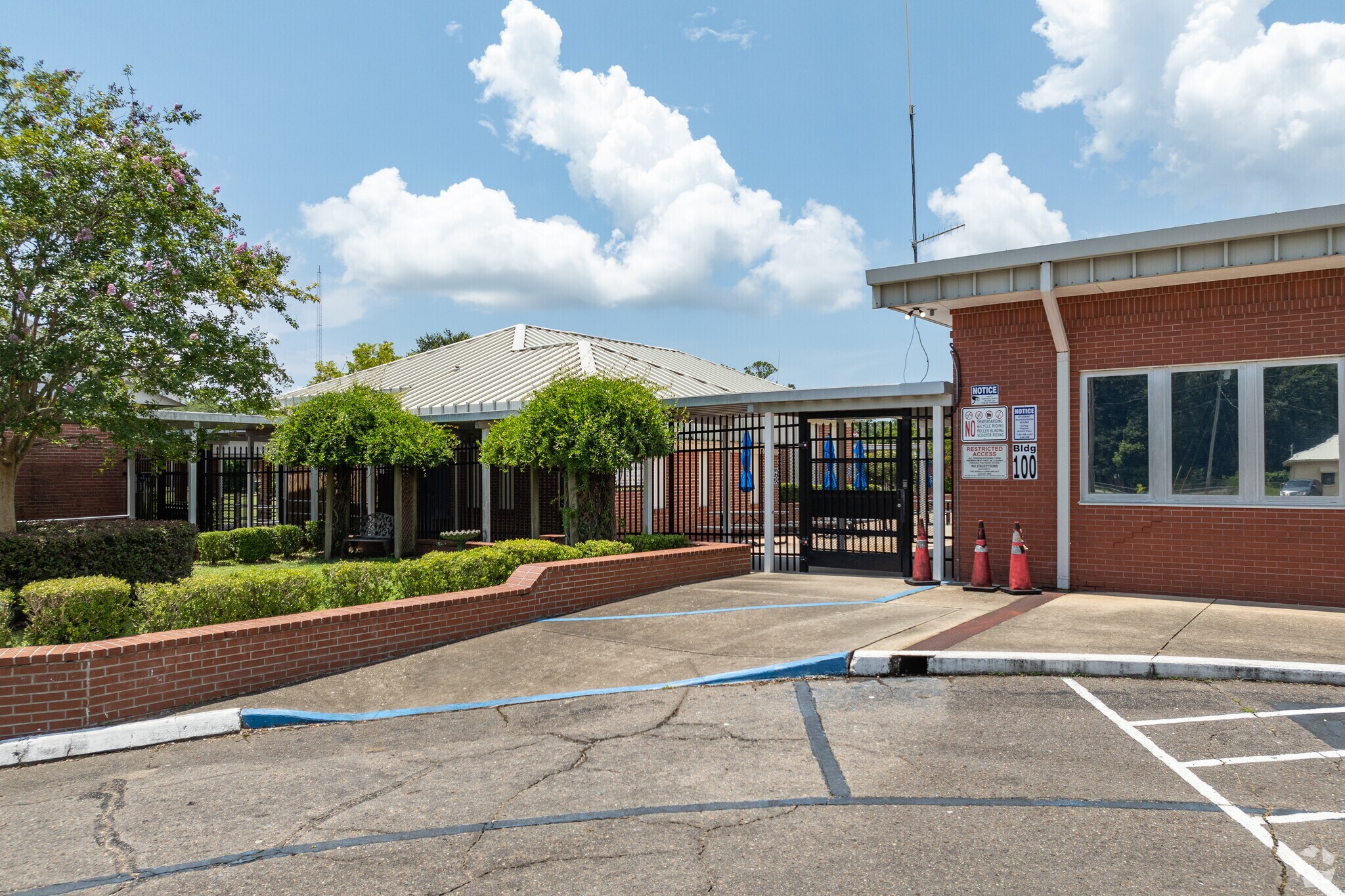 Hammock Bay students can then head to Freeport Middle School to continue their education.