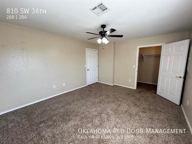 810 SW 36th St, Moore, OK 73160 - photo 5