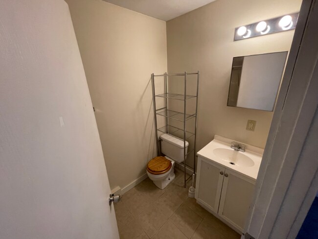 41 Academy St unit B-2, Amsterdam, NY 12010 - photo 7