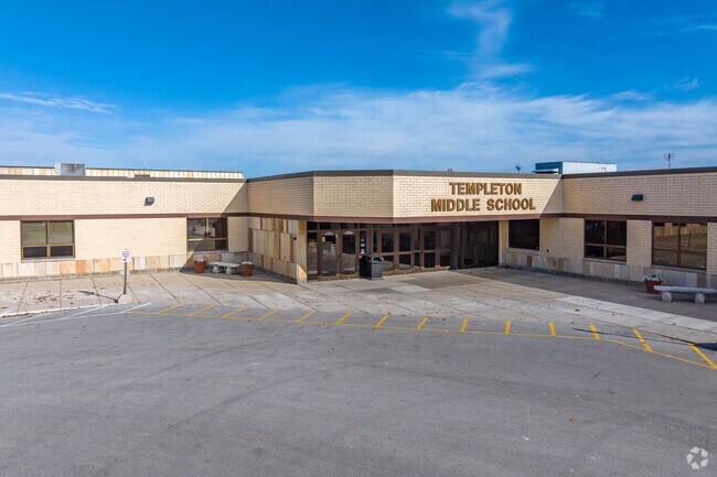 The entry of Templeton Middle School.