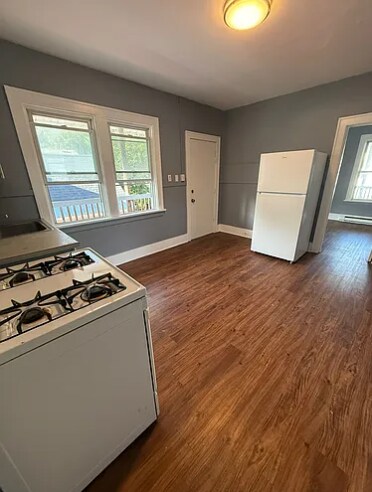 1231 Congress St unit 2R, Schenectady, NY 12303 - photo 4