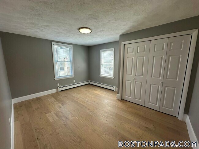 43 Cottage St unit 2, Boston, MA 02128 - photo 4