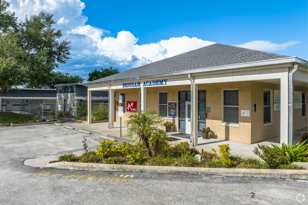 Frank E. Brigham Academy is a magnet school located in Winter Haven, FL.