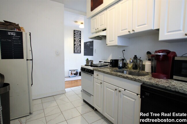 2003 Commonwealth Ave unit 17, Brighton, MA 02135 - photo 6