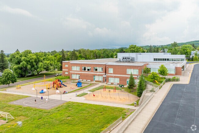 At Lester Park Elementary, 77% of students are proficient in reading this year.