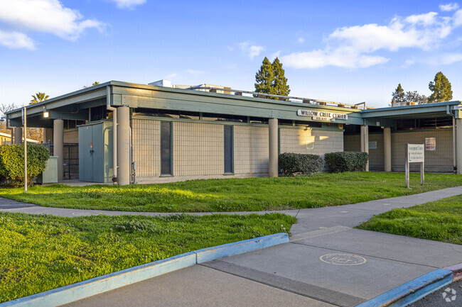Innovation and learning shine at Diablo Community Day Public High School.