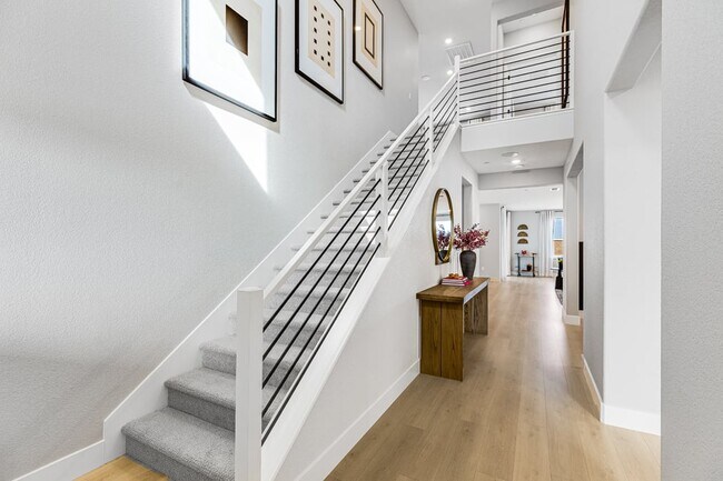 8060 Gwinn Cir, Elk Grove, CA 95757 - photo 6