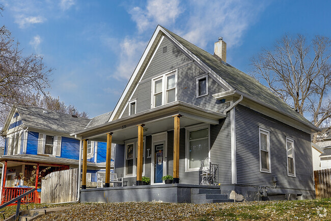 A great example of a bungalow in the Gibraltar neighborhood.