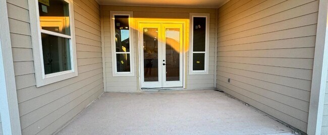 151 Annette Dr, Castroville, TX 78253 - photo 3