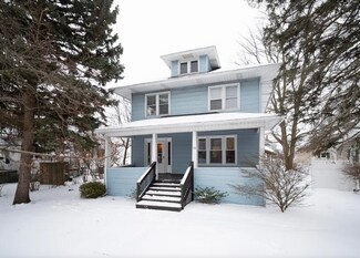 720 E Ludington Ave, Ludington, MI 49431