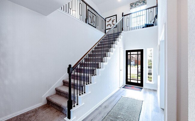 109 Travis Ln unit 36451070, Liberty Hill, TX 78642 - photo 2