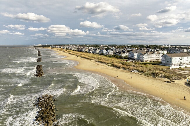 Ocean View Beach has miles of public beach for Azalea Acres residents.