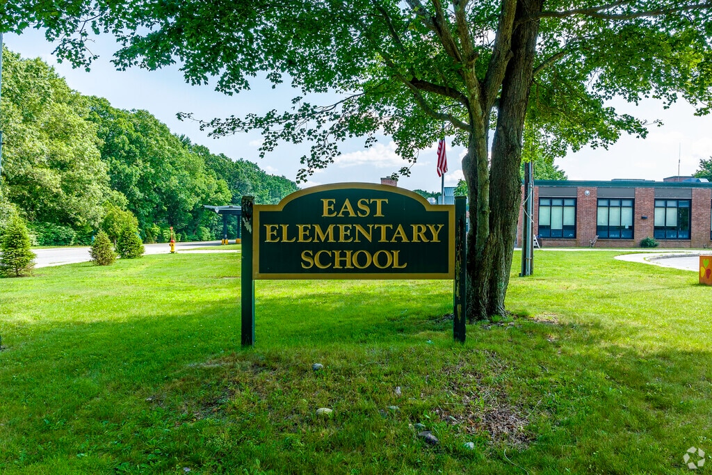 East Elementary School serves students K-5th grade.