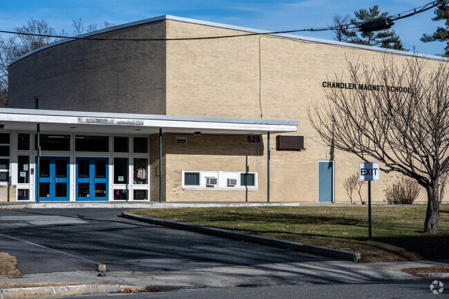 Chandler Magnet School is located in Worcester, MA.