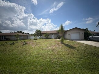 1383 Tinamou Rd, Venice, FL 34293