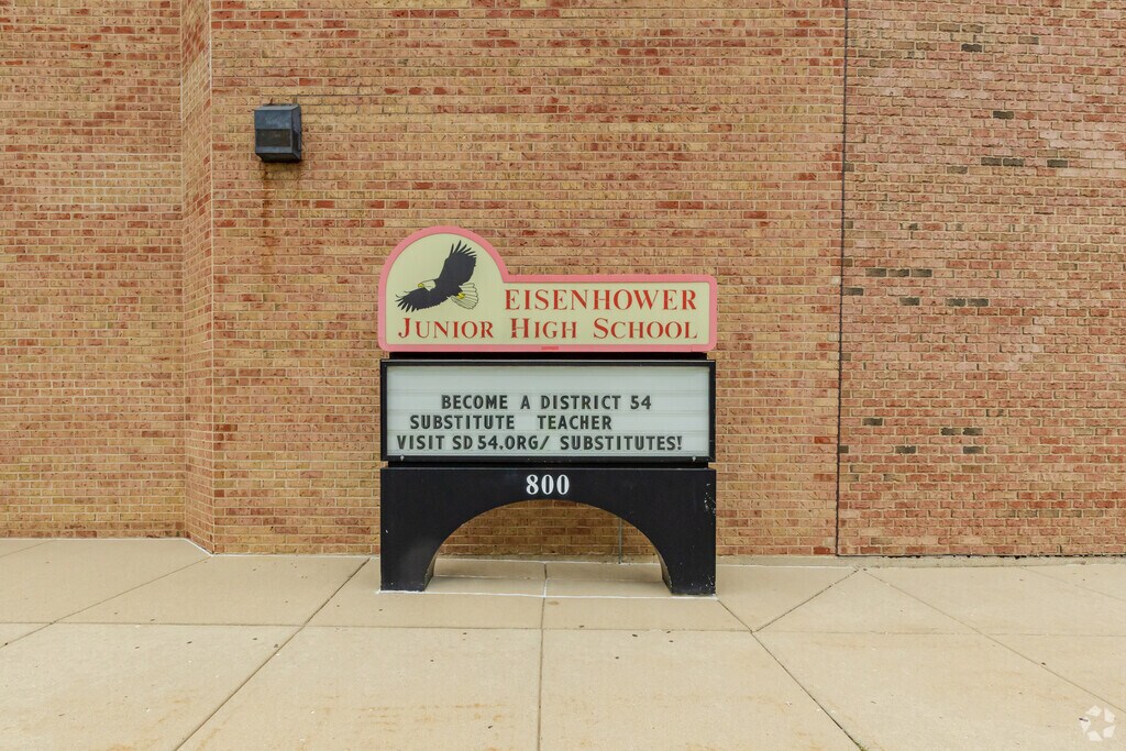 Eisenhower Junior High School colors are red and white.