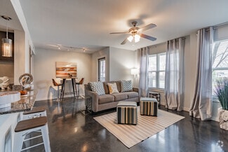 123 W 7th St, North Little Rock, AR 72114