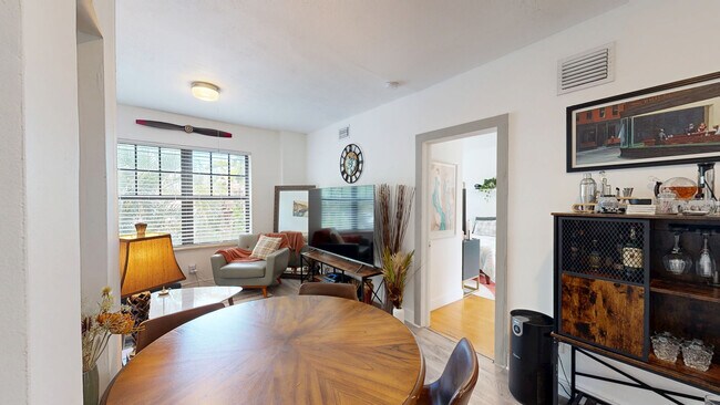 934 Michigan Ave unit 209, Miami Beach, FL 33139 - photo 2