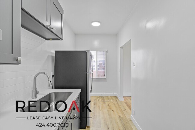 516 N Harvard Blvd unit 202, Los Angeles, CA 90004 - photo 5