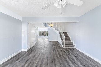 1600 Mabury St Unit 1610-N, Santa Ana, CA 92701