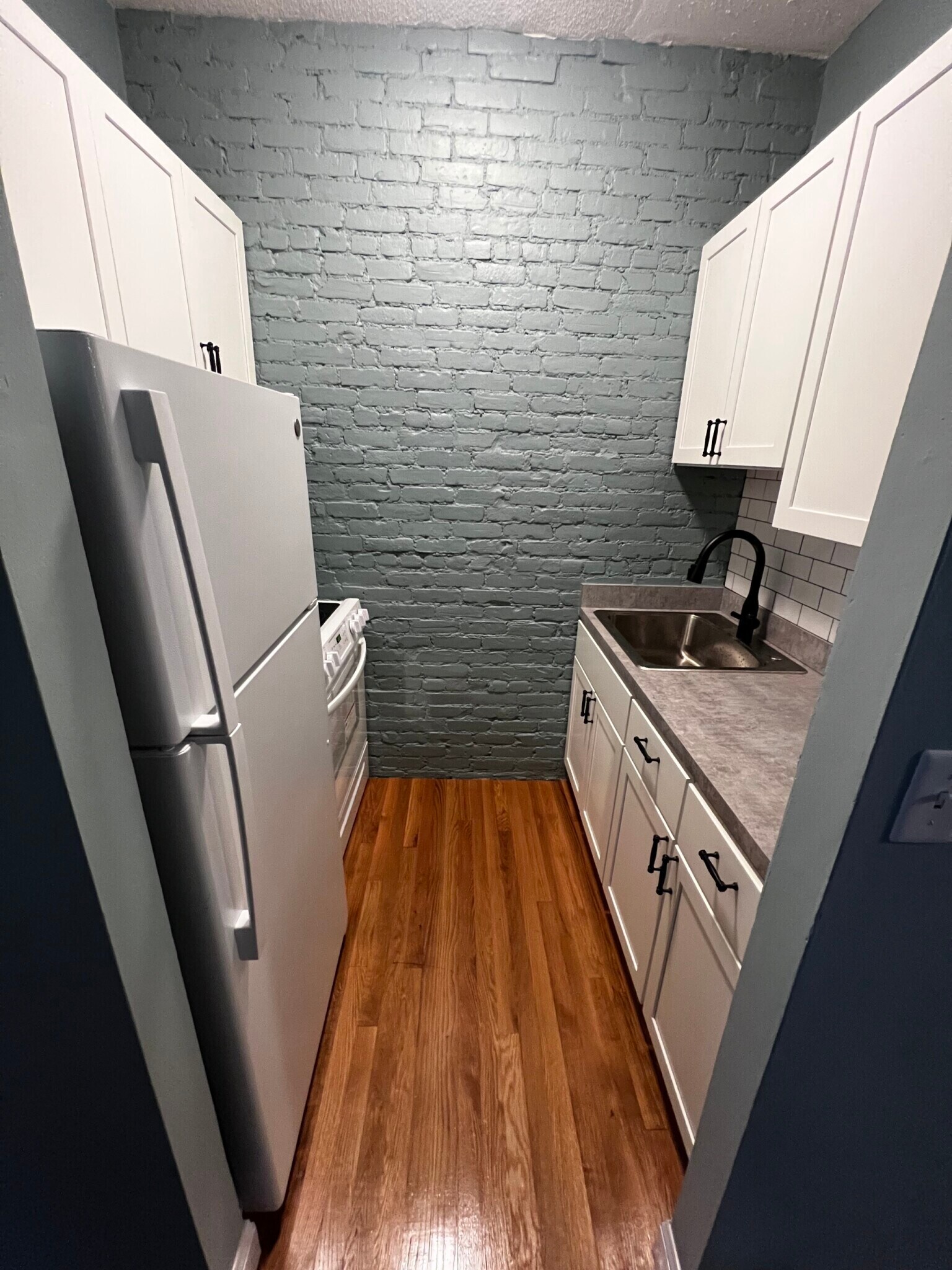 898 Huntington Ave unit 7, Boston, MA 02115 - photo 1