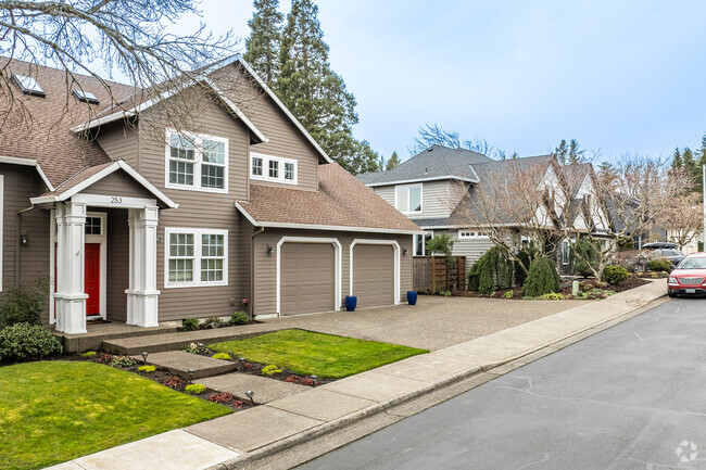 The mediamn sale price in West Haven-Sylvan is $650,000.
