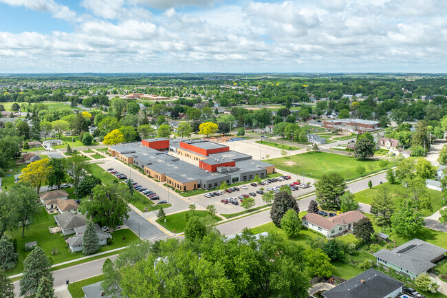 Eagle Point Elementary School in DeForest, WI has 376 students in grades PK, K-3.