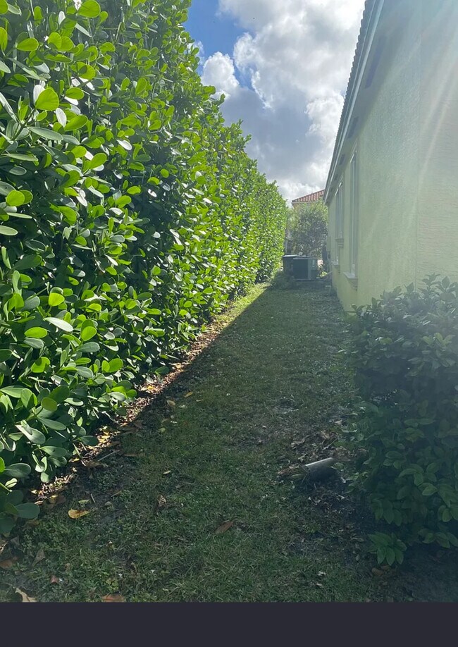 3109 Payson Way, Wellington, FL 33414 - photo 6