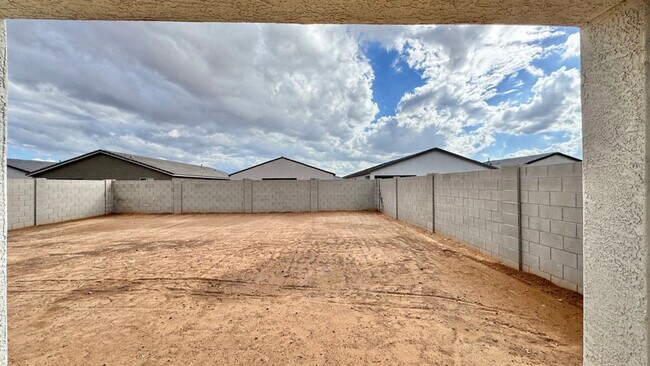 15743 W Camden Ave, Waddell, AZ 85355 - photo 4