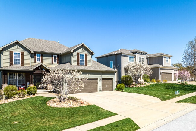 The Hills at Forest View in Olathe offer single family homes with large front and backyards.