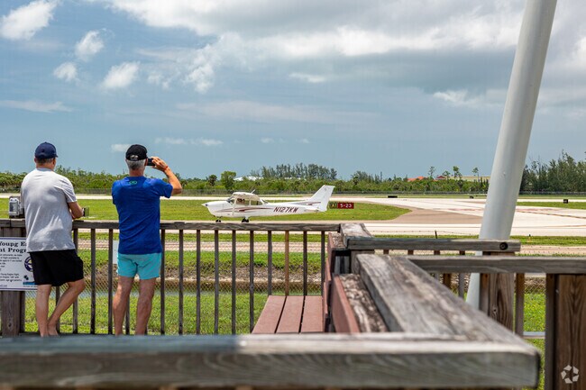 Naples Airport Observatory Deck brings visitors close to the action in East Naples.