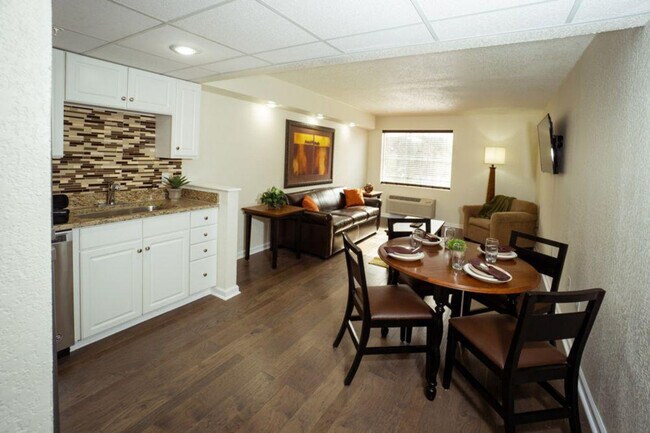 245 Jess-Jo Pkwy unit ID1267916P, Branson, MO 65616 - photo 2