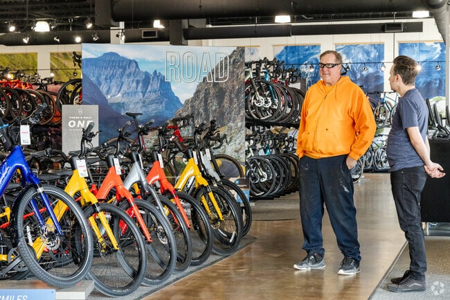 If you love to bike the local Trek shop is a few minutes from Eldorado Park.