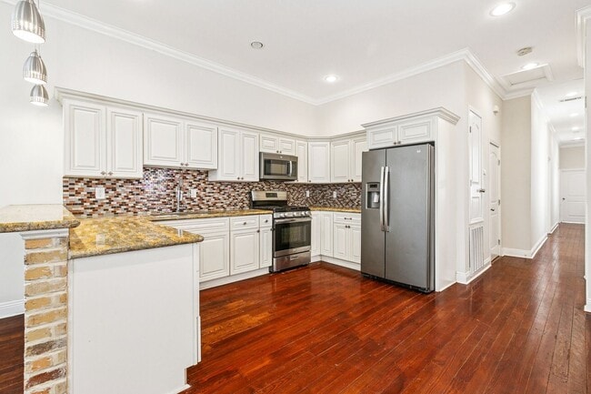 1236 Alvar St, New Orleans, LA 70117 - photo 5