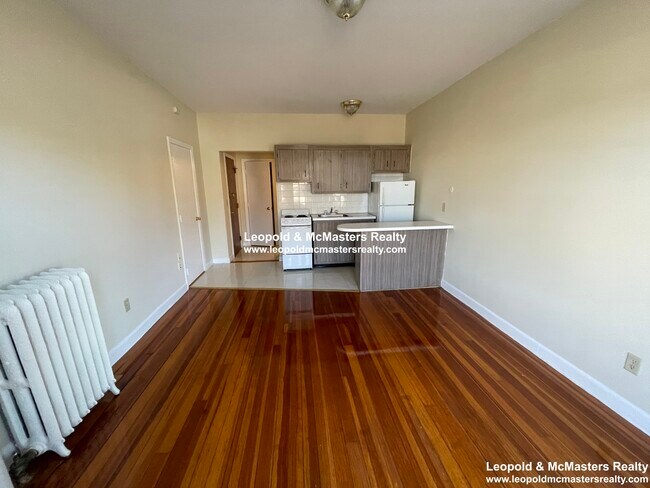 1337 Commonwealth Ave unit 23, Boston, MA 02134 - photo 4