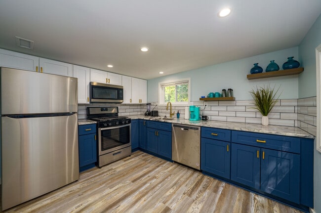 5571 N Chagrin Dr unit ID1061078P, Mentor-On-the-lake, OH 44060 - photo 5