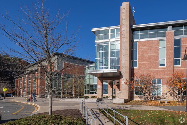 Swampscott High School has an overall rating of A- on Niche.