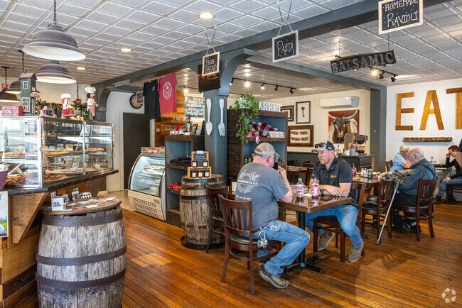 The exceptional Casola's Pizza & Grill is a culinary gem in Bloomsbury.