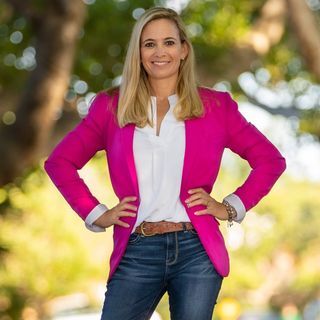 Heidi Schrock