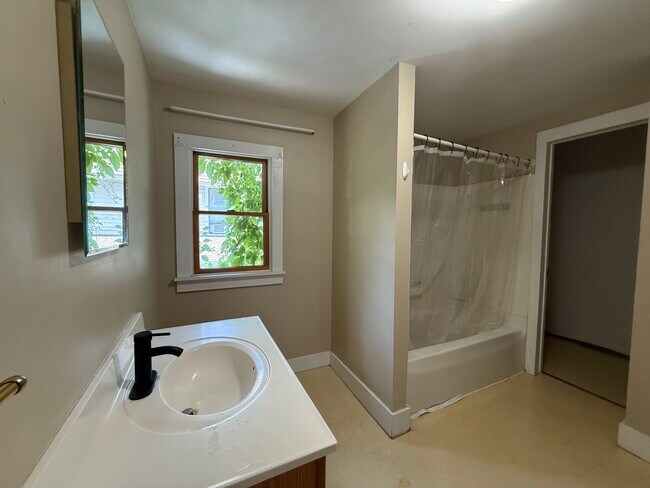 403 Hector St unit down, Ithaca, NY 14850 - photo 7