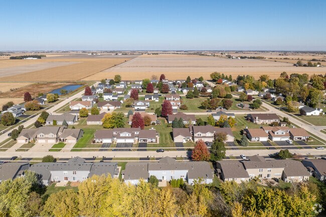 In Somonauk, it is common to see residential areas sitting next to farmland.