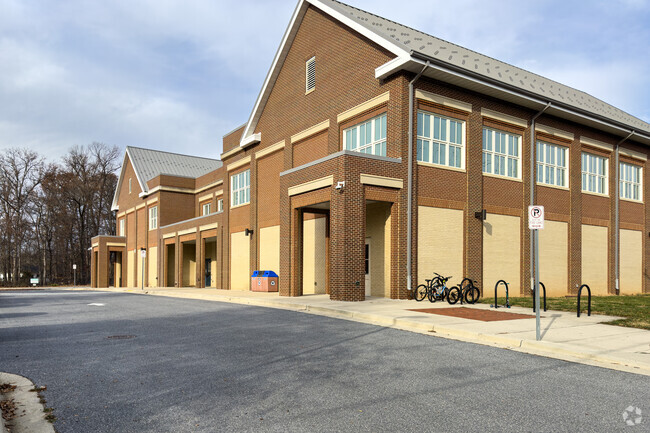 Beverly Farms Elementary School back entrance