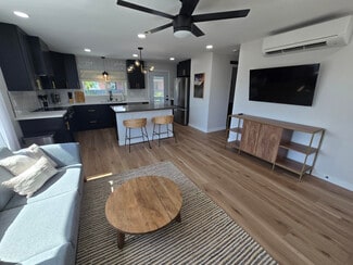338 Kalama St, Kailua, HI 96734