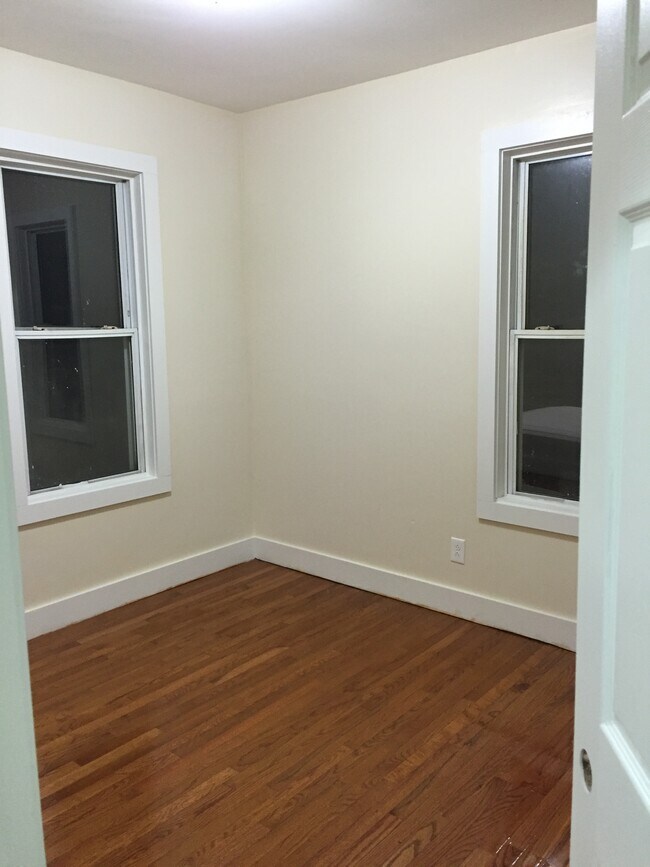 75 Heath St unit 2, Jamaica Plain, MA 02130 - photo 3