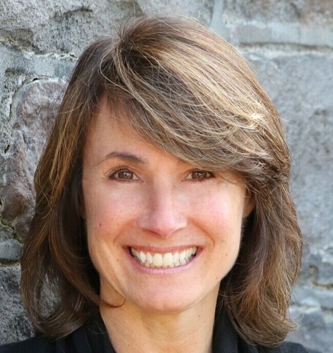 Lori Bennett