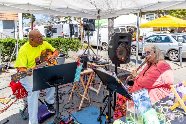 Residents of West Alameda can enjoy live music at the Alameda Farmers Market.